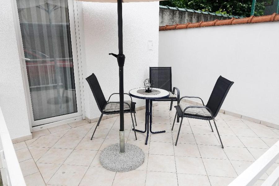 Apartman Gundulic Vinkovci Exterior foto