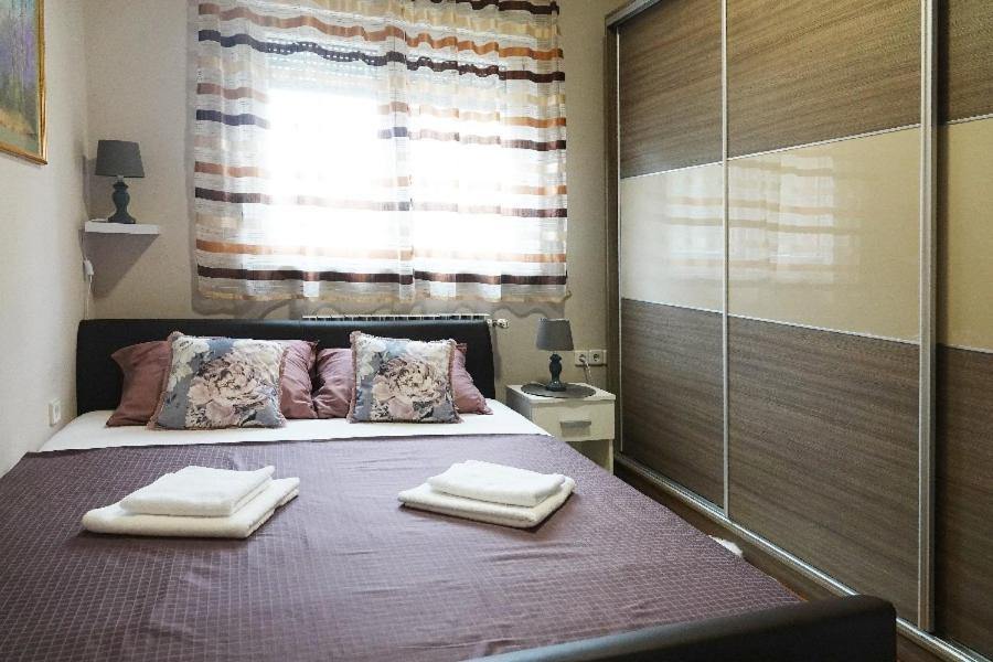 Apartman Gundulic Vinkovci Exterior foto