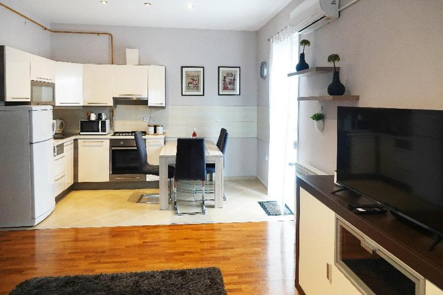 Apartman Gundulic Vinkovci Exterior foto