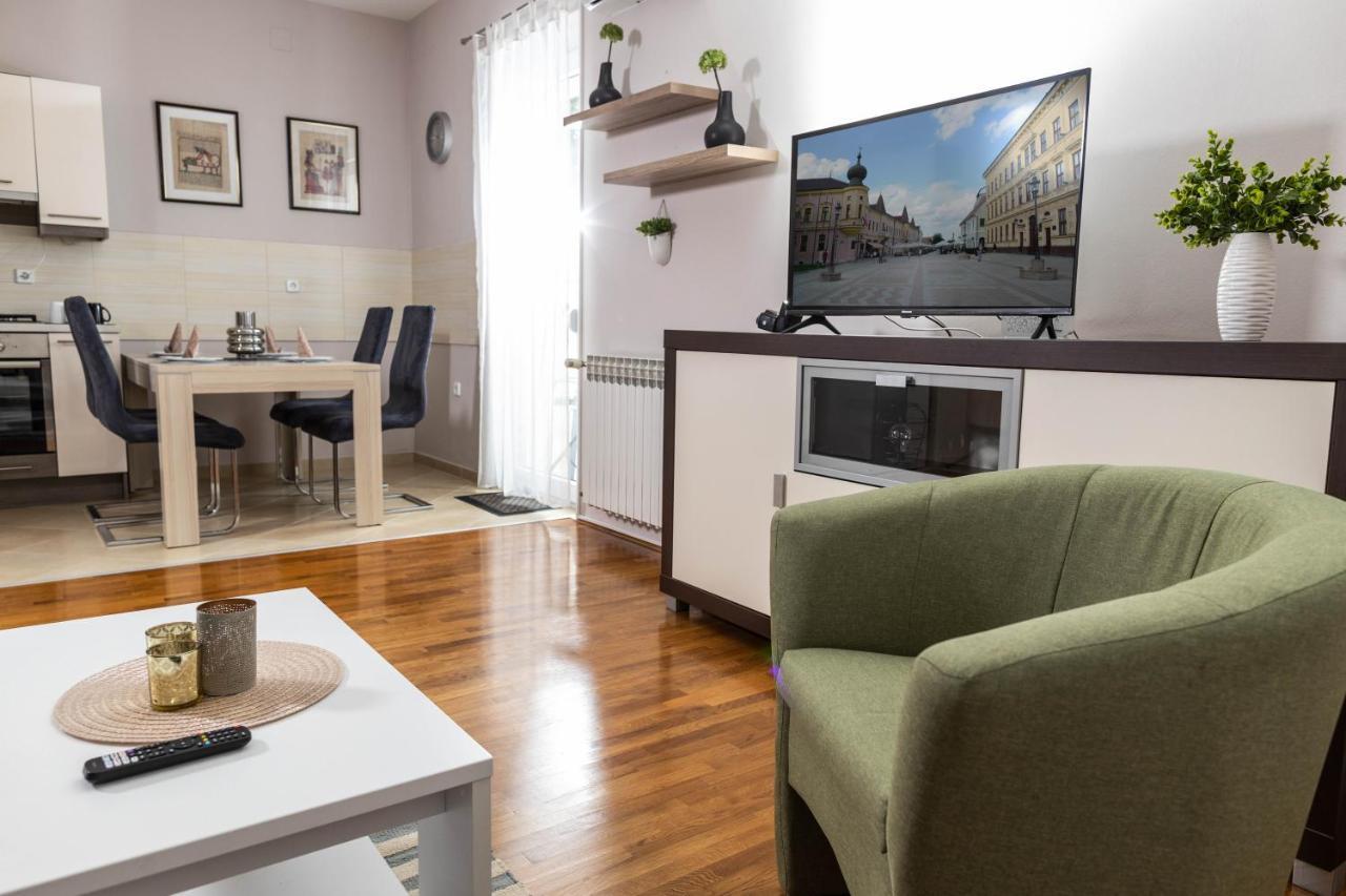 Apartman Gundulic Vinkovci Exterior foto