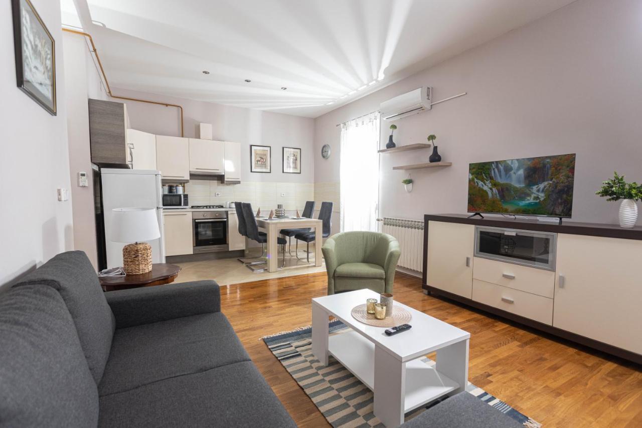 Apartman Gundulic Vinkovci Exterior foto