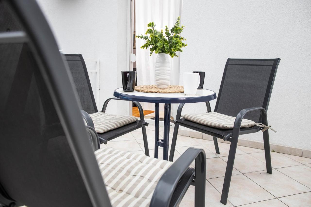 Apartman Gundulic Vinkovci Exterior foto