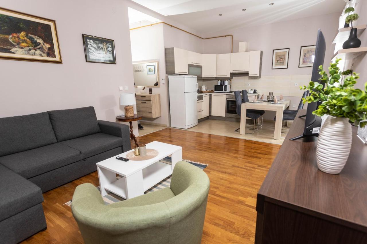 Apartman Gundulic Vinkovci Exterior foto