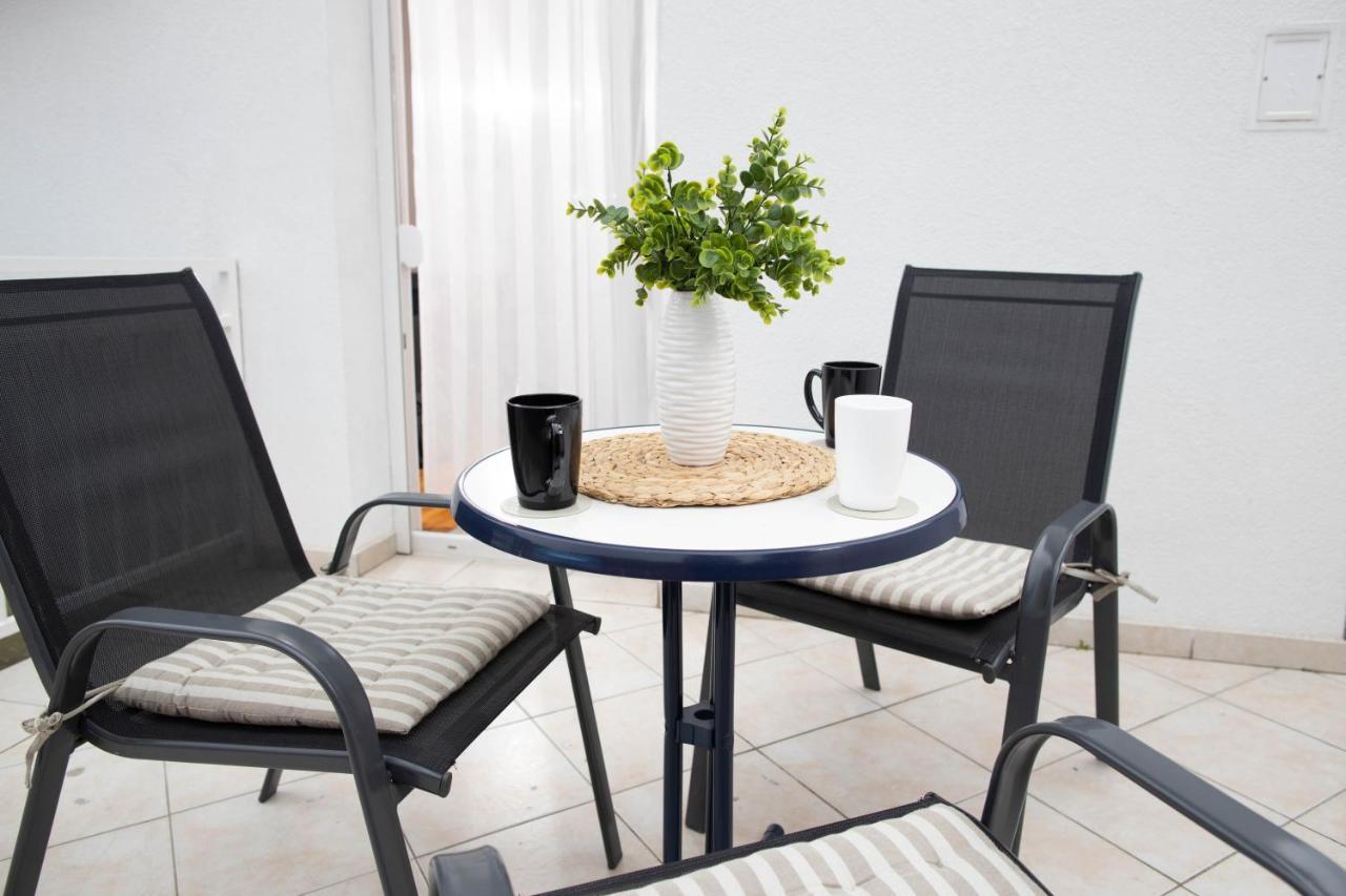 Apartman Gundulic Vinkovci Exterior foto